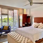 Peaceful Duplex With Balcony