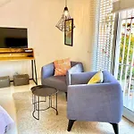 Peaceful Duplex With Balcony