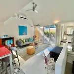Peaceful Duplex With Balcony